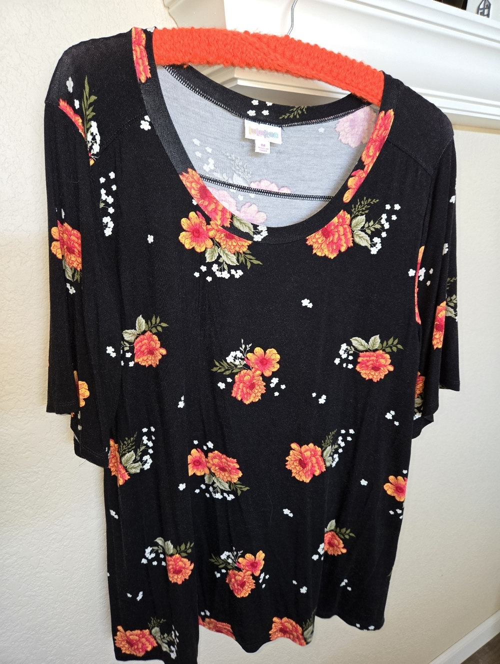 Lularoe Floral Scoop Neck Women's Top - Black with Orange Blooms, M